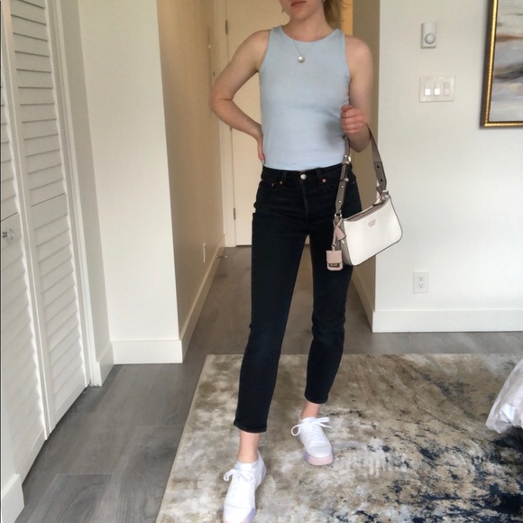 Levi’s size 25 wedgie dark wash jeans - Picture 4 of 16